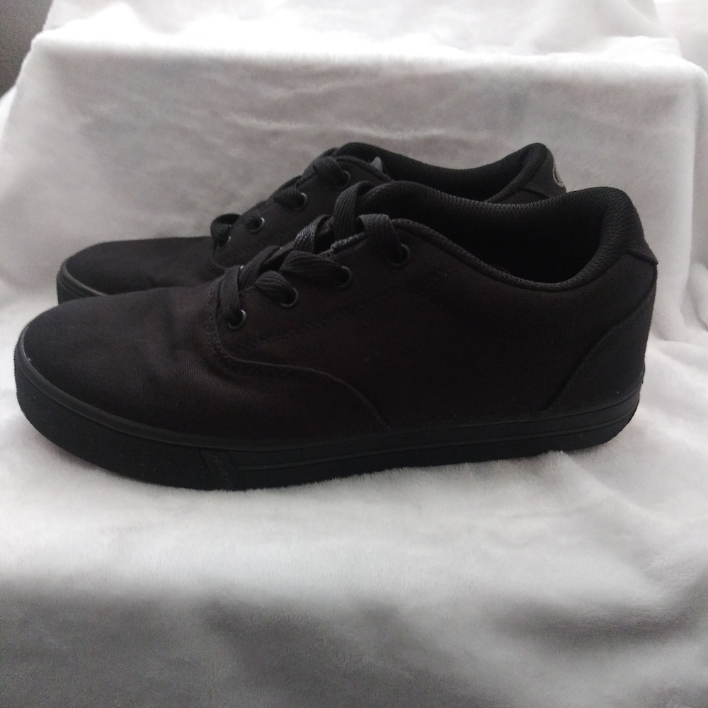 HEELYS black MENS LAUNCH SKATE SHOES STYLE# 770155